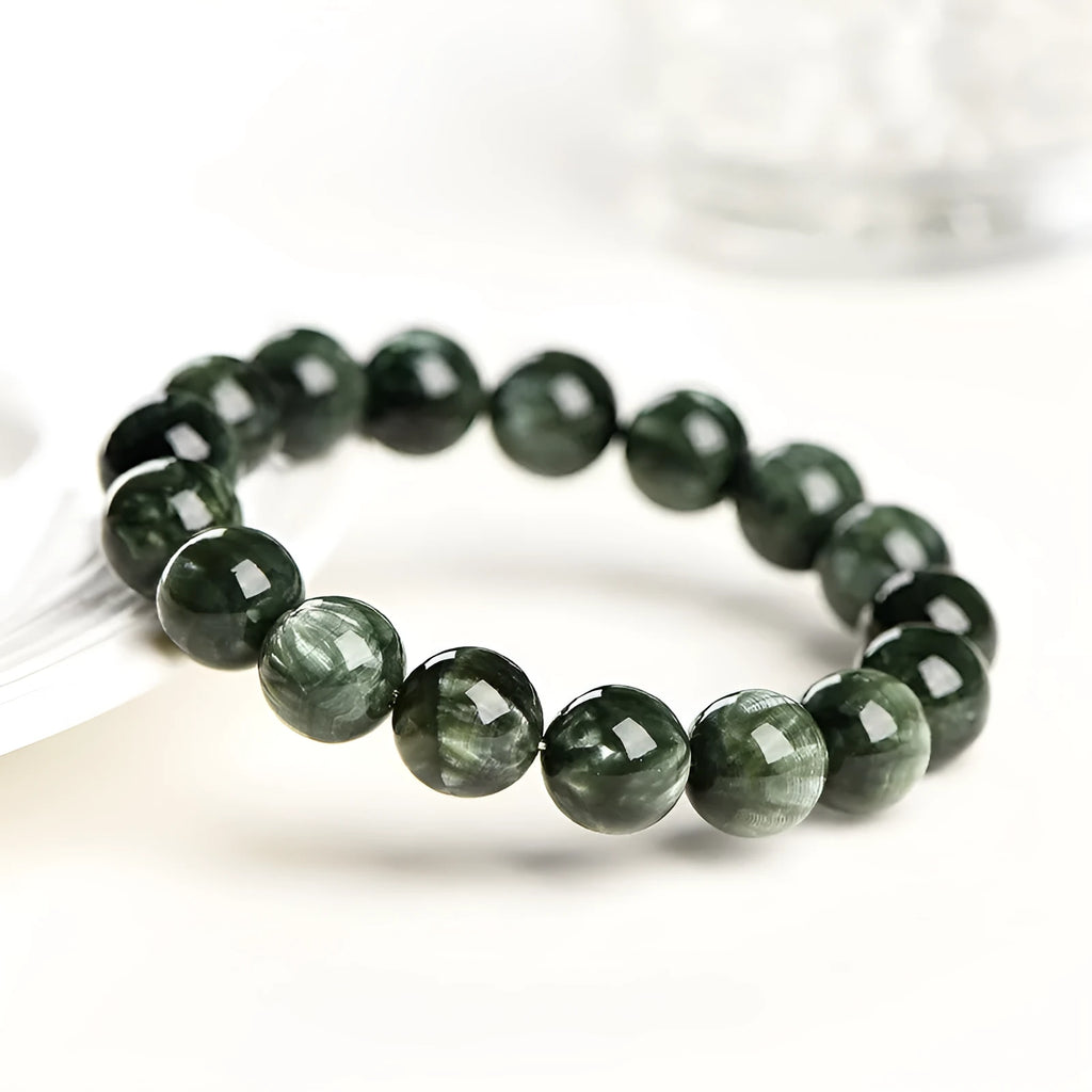 Green dragon crystal bracelet with 8-9mm geometry beads and ruyi design elements