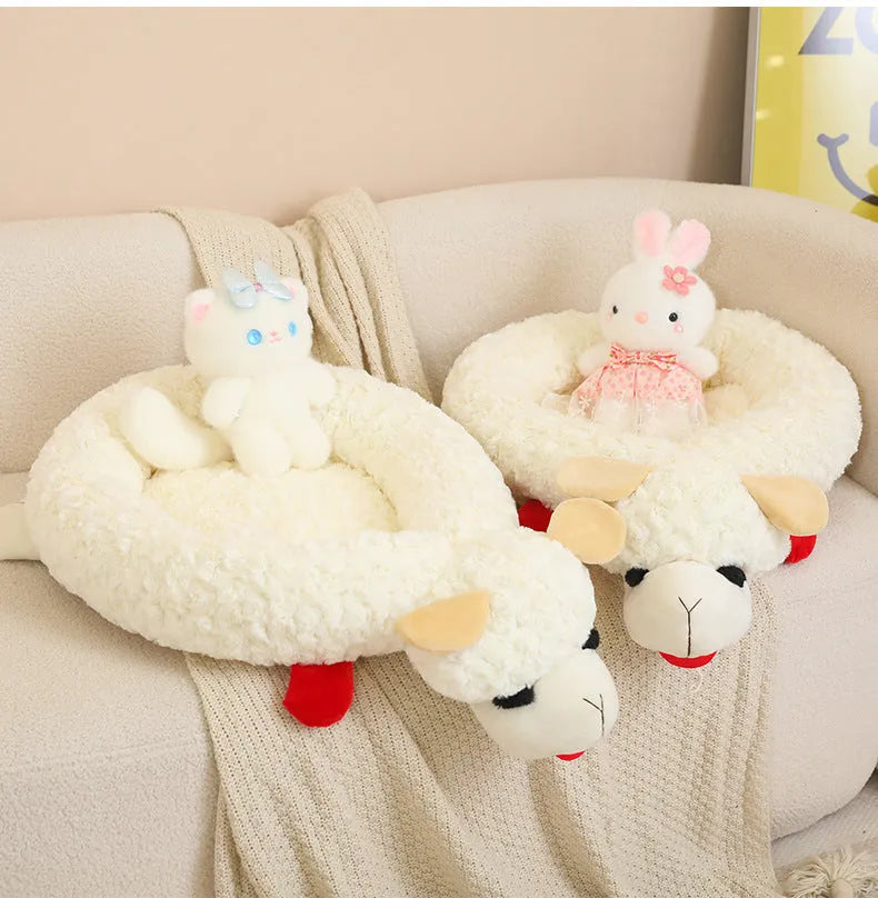 White plush pet nest bed for dogs and cats measuring 70 by 50 centimetres