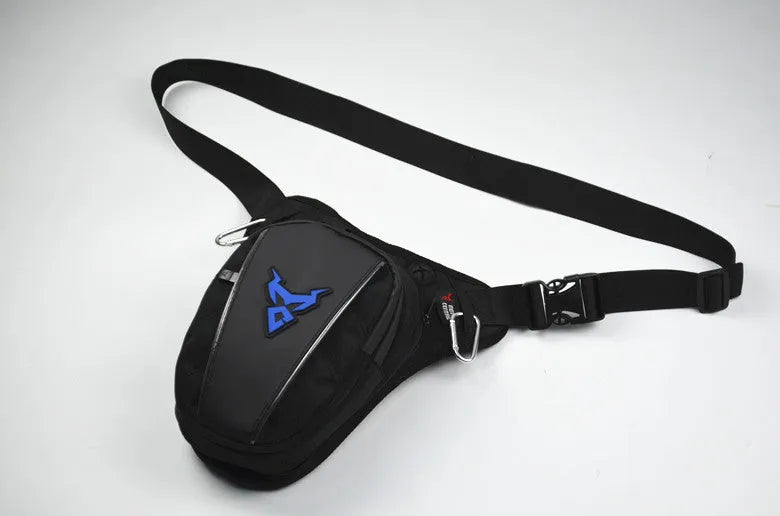 0105MC motorcycle leg bag in 1200D Oxford cloth, shown in red, blue, green, and grey colour options.