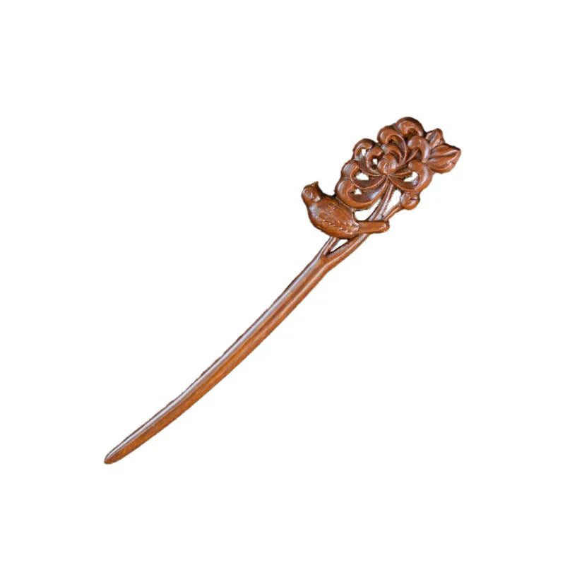 Gold Sandalwood daily updo gadget hair claw hairpin in New Chinese style geometric shape, wood material