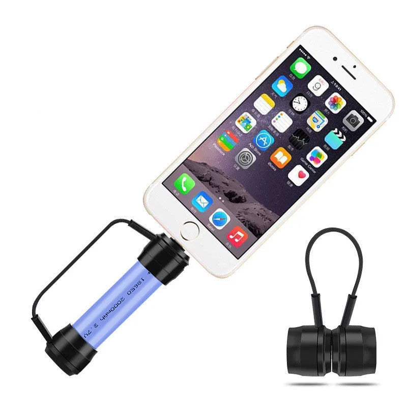 Mini portable keychain emergency charger with 18650 lithium battery slot