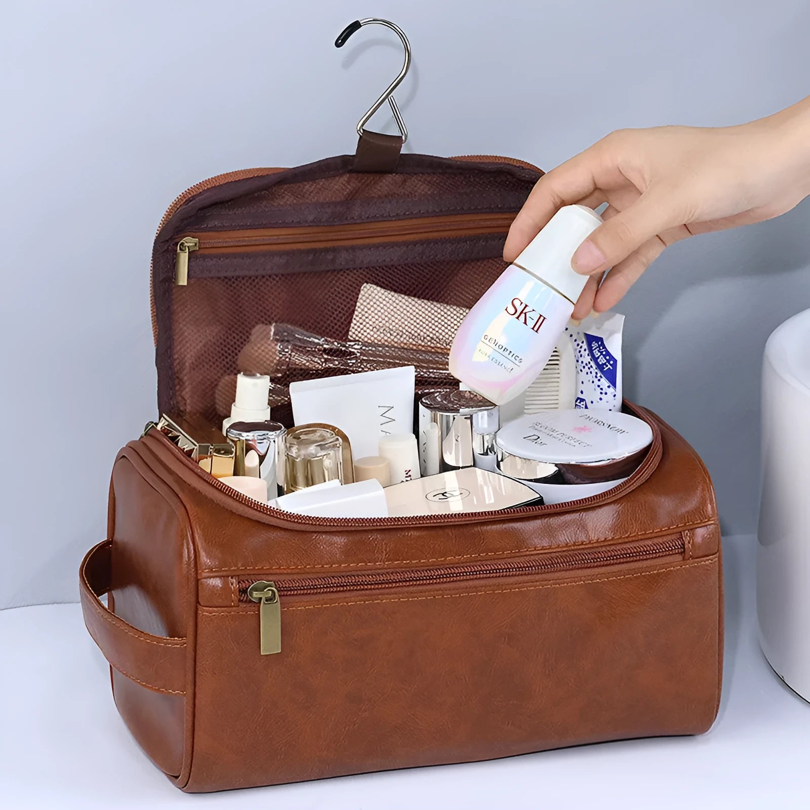 Portable large capacity waterproof cosmetic makeup bag in European retro style