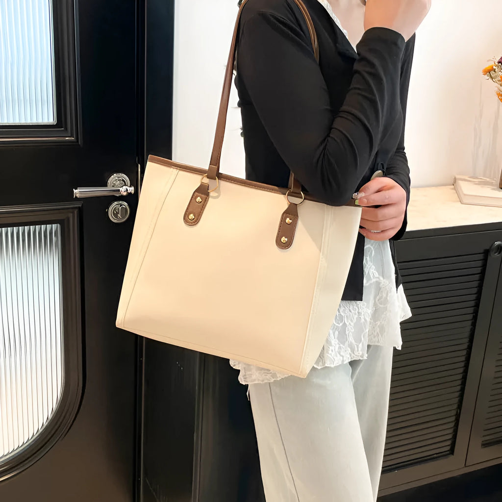 Korean style PU leather shoulder underarm bag in horizontal square shape with sandwich pocket