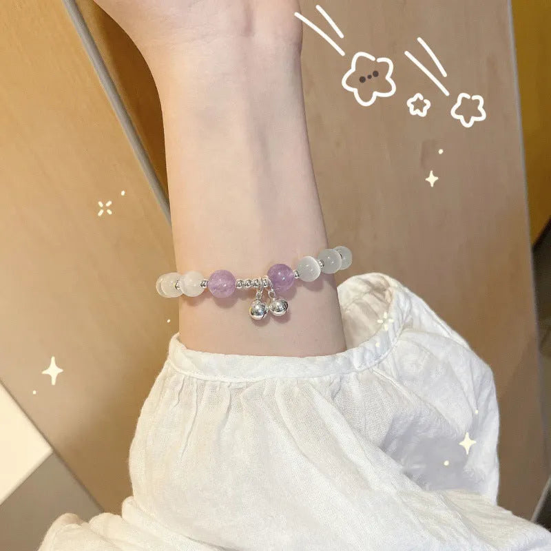 Chinese style glass bamboo leaf bracelet for women with manual craft details.