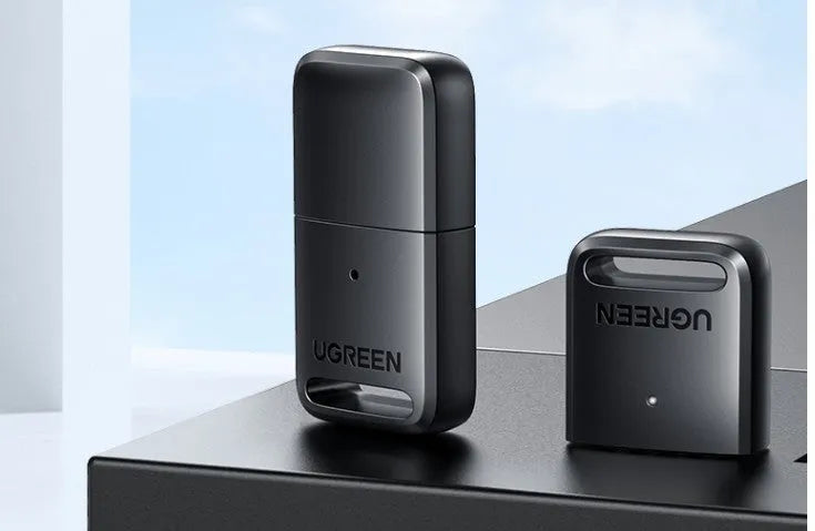 USB Bluetooth 5.0 adapter model CM390 in compact packaging, 20 metre wireless range