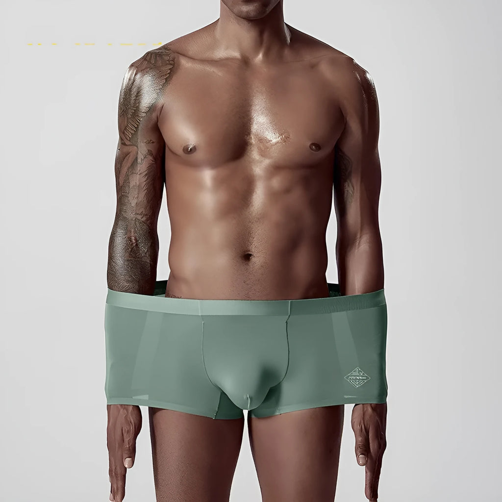 Men's seamless modal underwear in solid colour with mid waist design and shaping functions