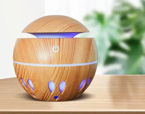 Wood grain USB aroma diffuser 100 x 100 x 95mm with 130ML tank, DC 5V power, and coloured lights