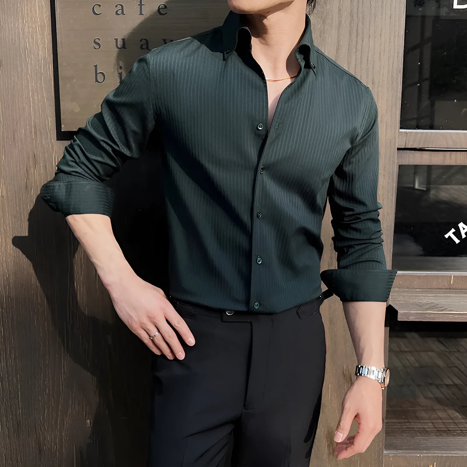 Men's dark striped V-neck long sleeve shirt in regular fit cardigan style