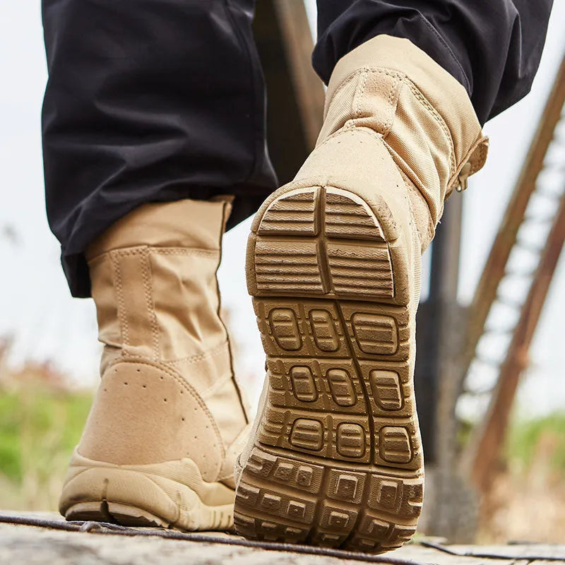 Yulong summer combat boots in black and sand colours, shown as outdoor climbing and tactical footwear.