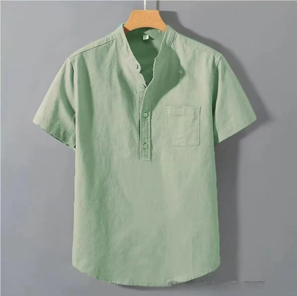 Men's casual linen shirt with stand collar and short sleeves in slub fabric