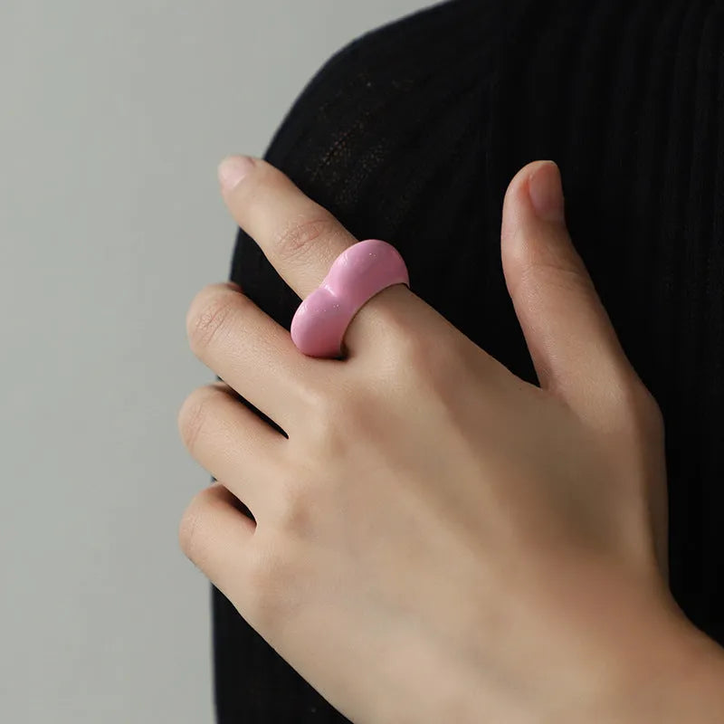 Three-dimensional enamel heart-shaped ring in multiple colours with love theme design