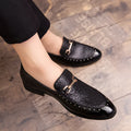 British casual men's shoes in solid colour with microfiber upper and mid heel, available in multiple shades