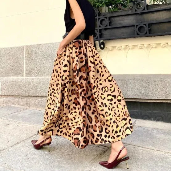 Brown leopard print women's A-line long skirt with elastic waistband