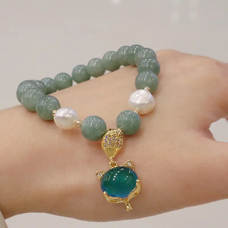 Women's Burma jade warm fox pendant bracelet with freshwater pearl accessories