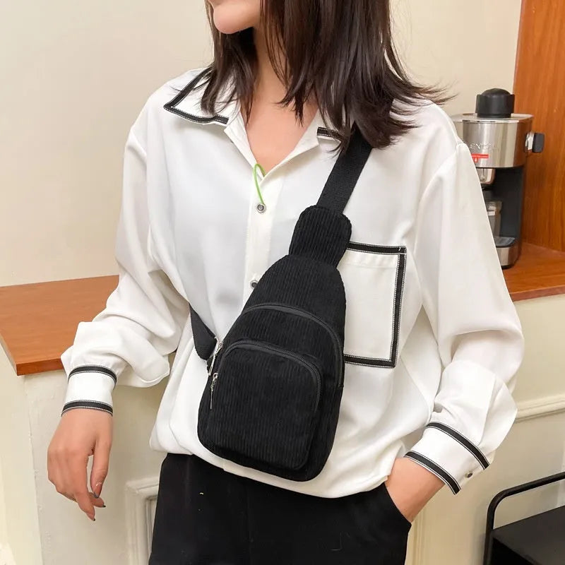 Flannel cross-body shoulder chest bag in green, brown, black or beige with phone pocket and three-dimensional outer pocket.