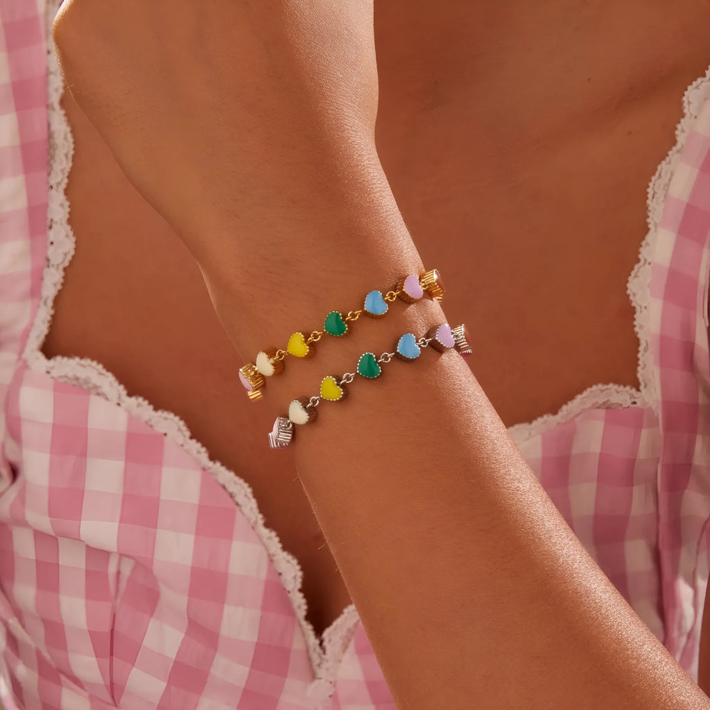 Women's love heart-shaped 18K stainless steel bracelet with gold or steel electroplated finish