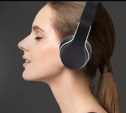 Bluetooth 5.0 wireless stereo sports headset in Black or White with 300mAh battery and 10m range