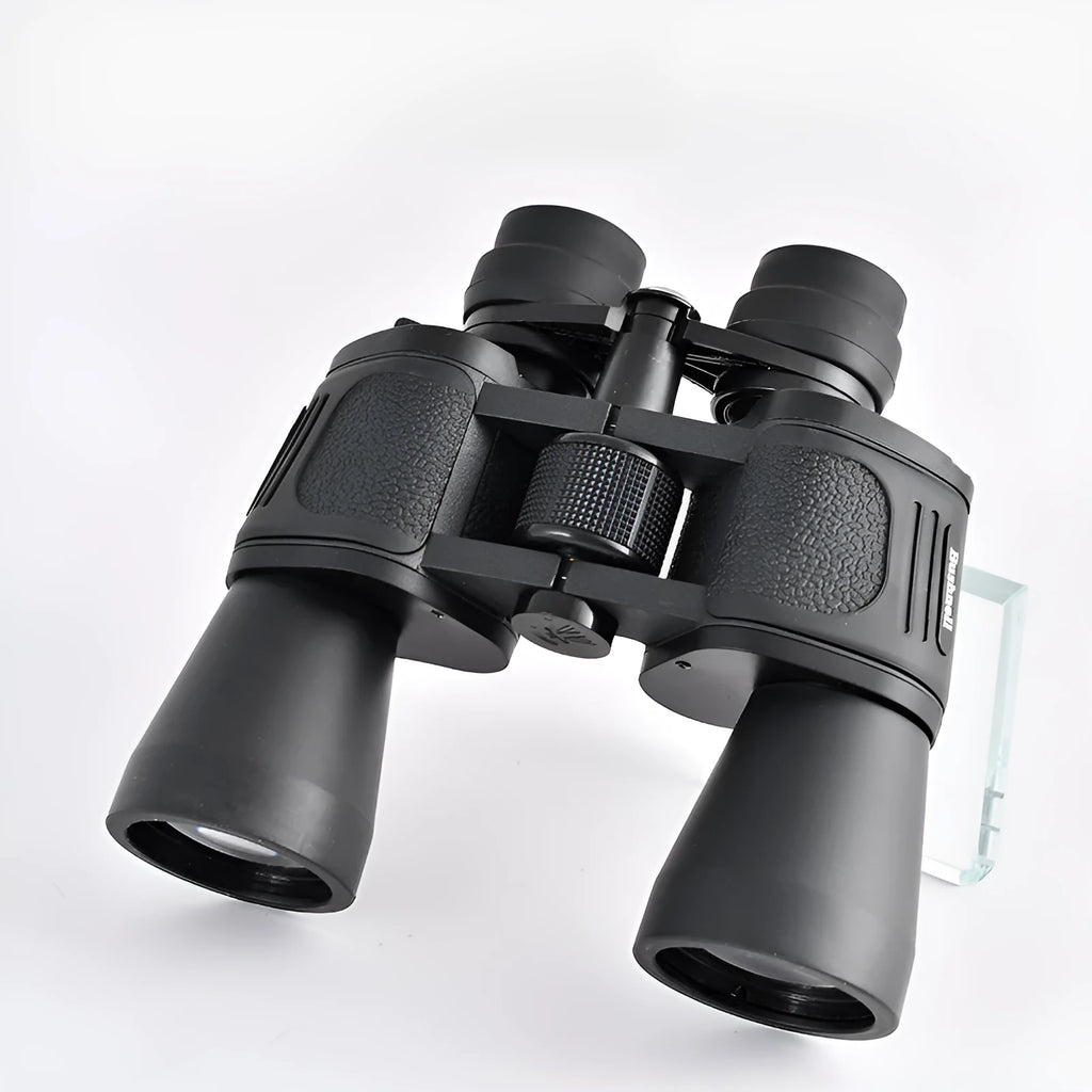 Black outdoor zoom binoculars with large 100mm objective lenses, shown adjusted to high magnification.