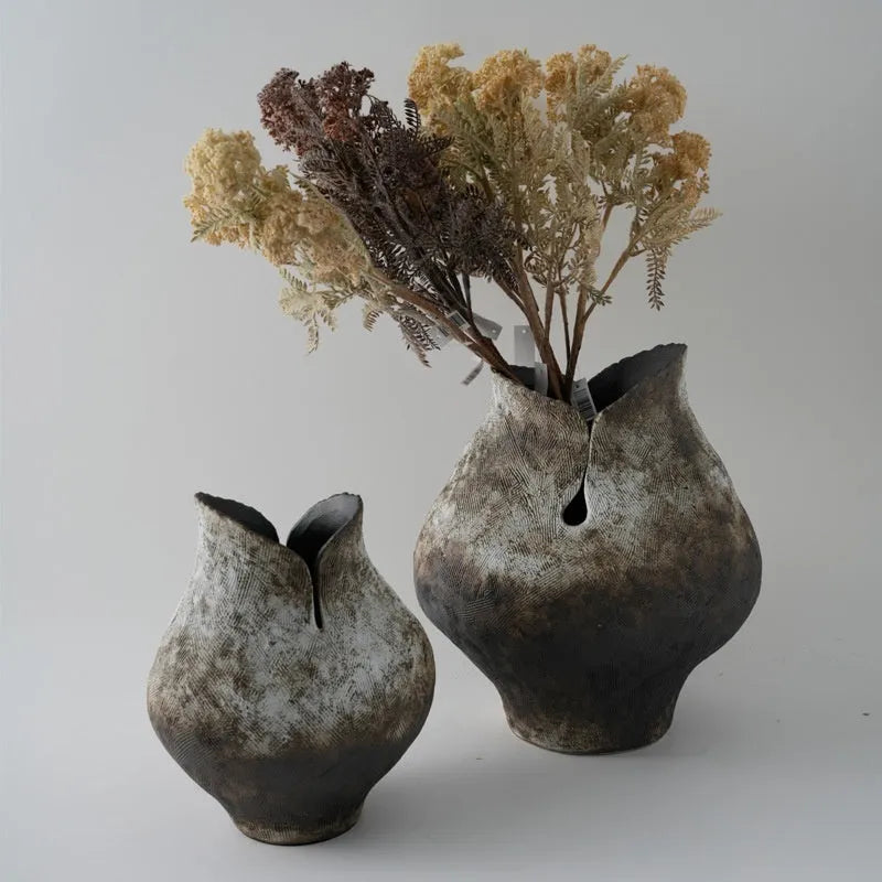 Hand-painted white porcelain ceramic vase in New Chinese style, available in eight sizes for decorative display