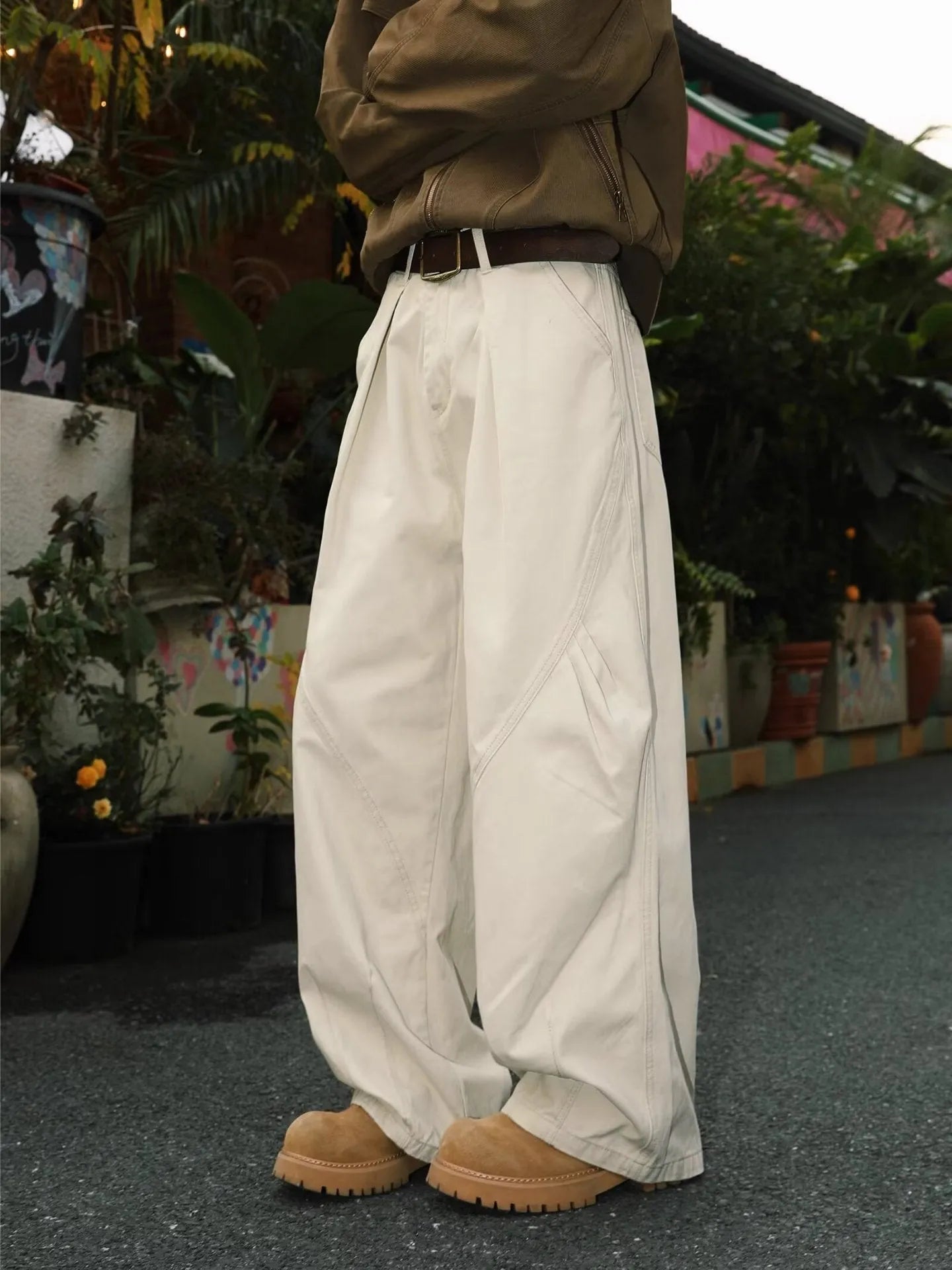 Men's loose fit straight leg trousers with pleated waist in black, brown and apricot colours