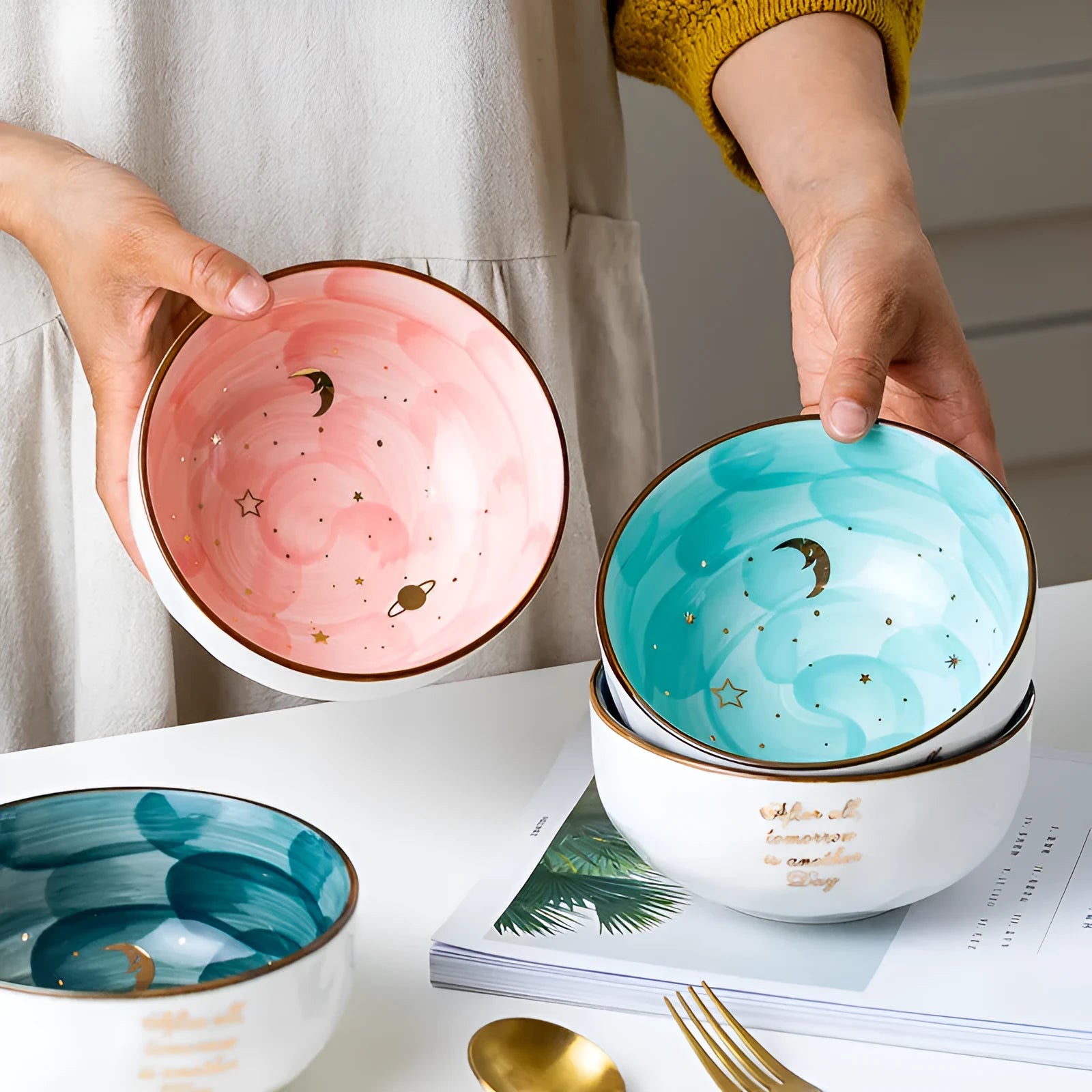 Ceramic breakfast salad bowl with star bowl design in green colour option
