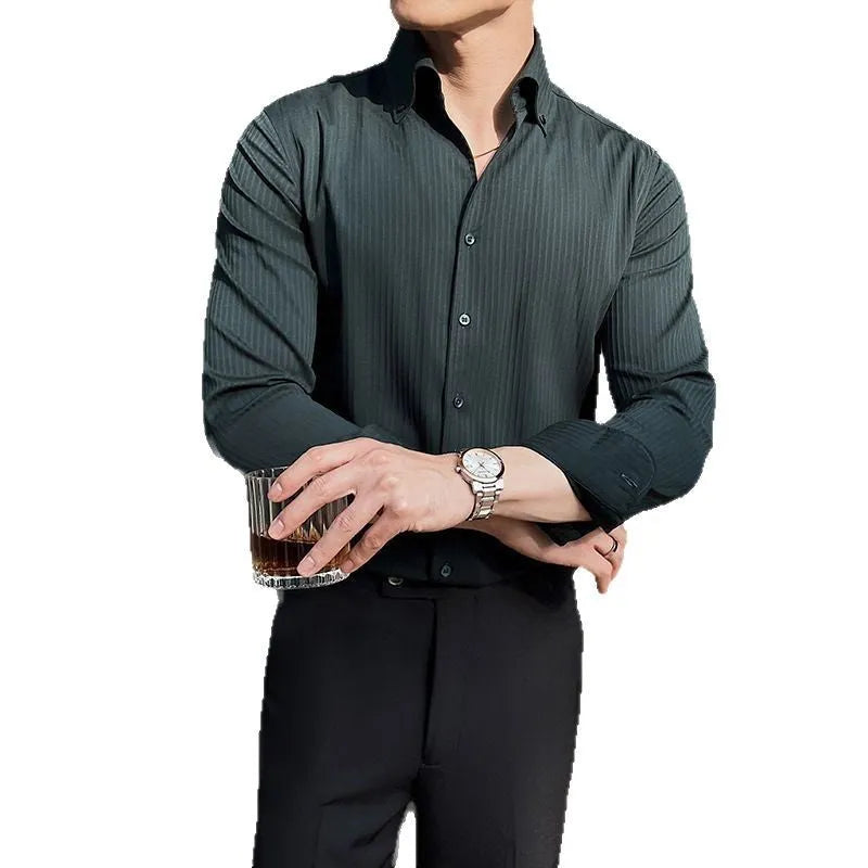 Men's dark striped V-neck long sleeve shirt in regular fit cardigan style
