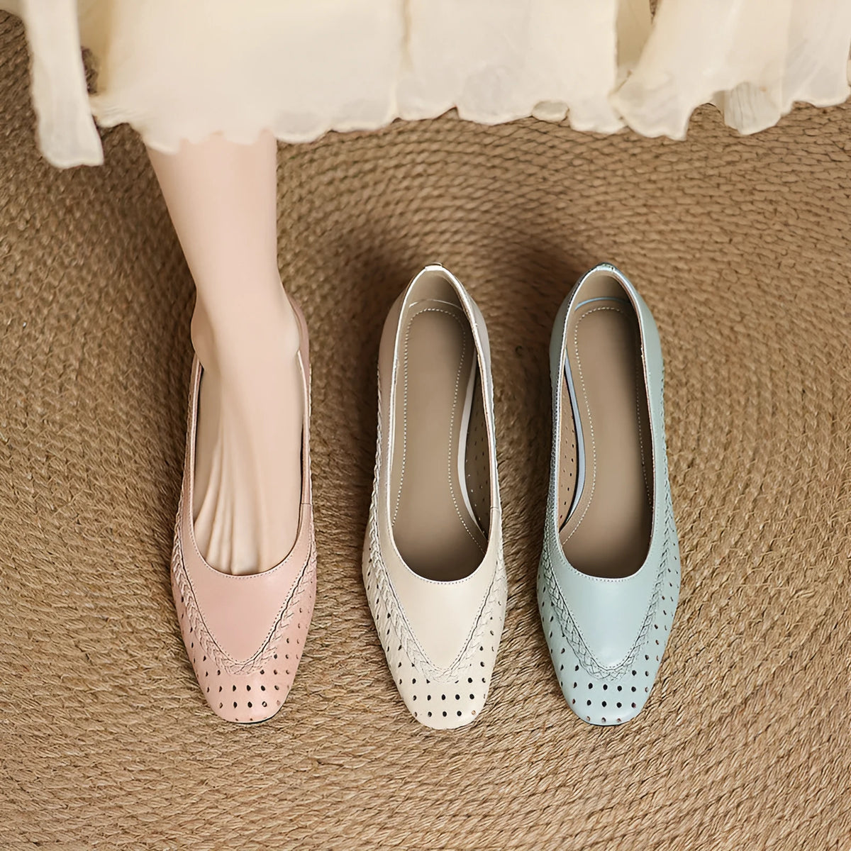 Women's shallow mouth hollow-out sandals with round toe, mid heel, sheepskin upper, beef tendon sole, sizes 34-41