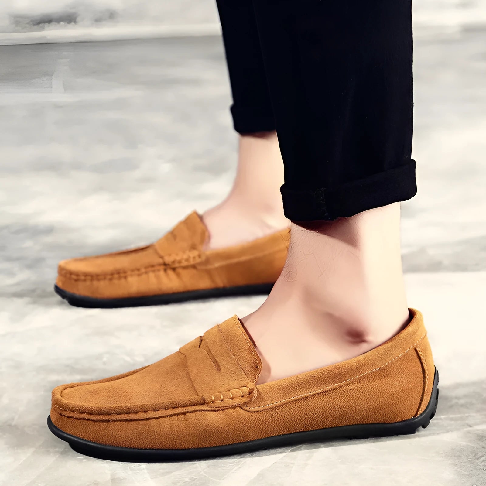 Men's suede leather casual loafers in plus sizes 38-47 with rubber soles and Gommino style