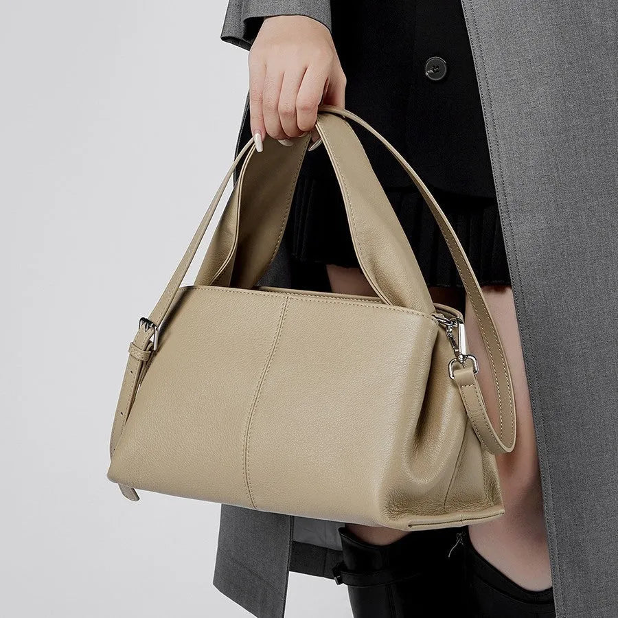 Retro texture cowhide messenger bag in horizontal square shape with double-joint shoulder straps