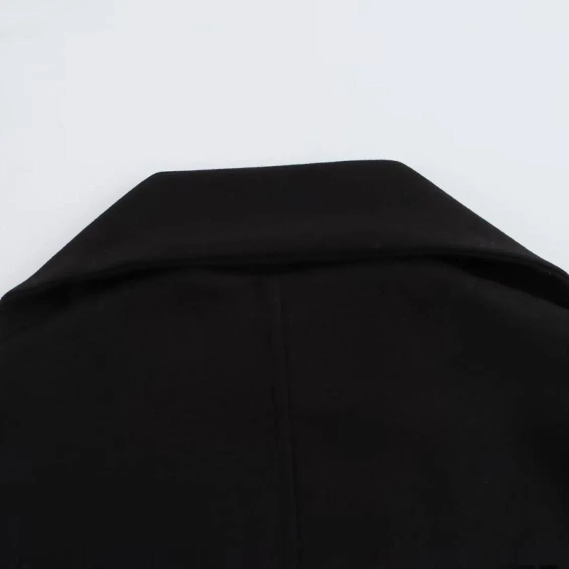Women's long polyester coat with artificial fur collar in street fashion style