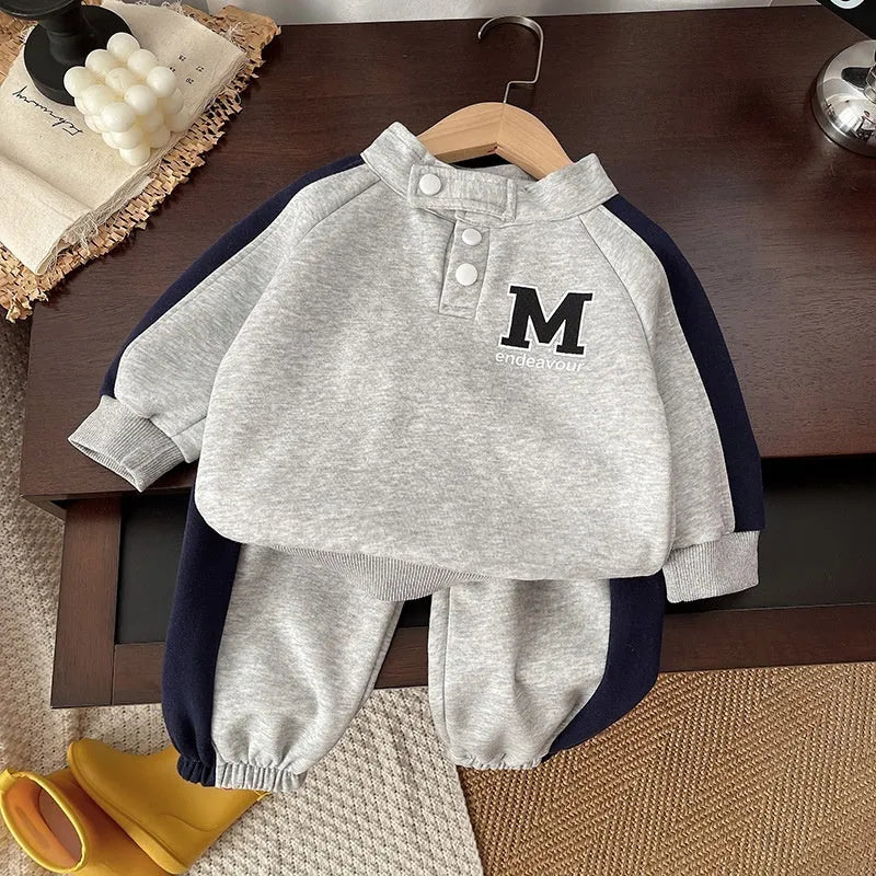 Boys' grey colour matching letters sweater suit set with long sleeve top and trousers on child