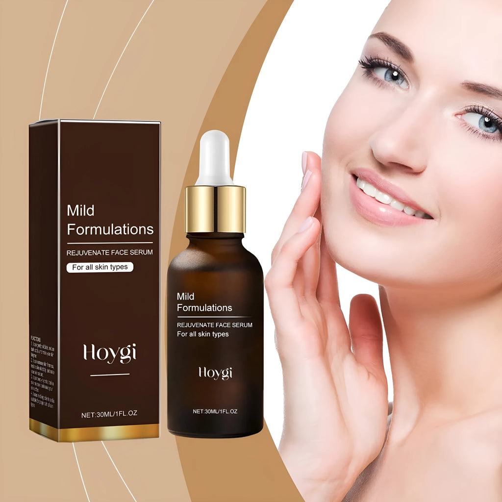 30ml facial essence bottle with clear liquid containing arbutin, collagen, vitamin C and hyaluronic acid