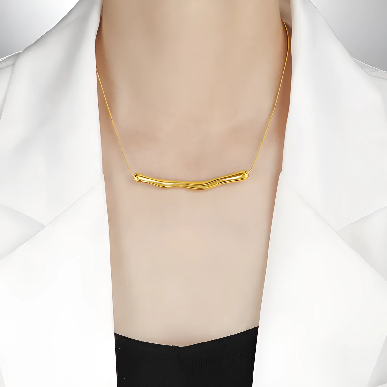 Women's pleated titanium steel necklace with irregular design in gold or steel electroplated finish