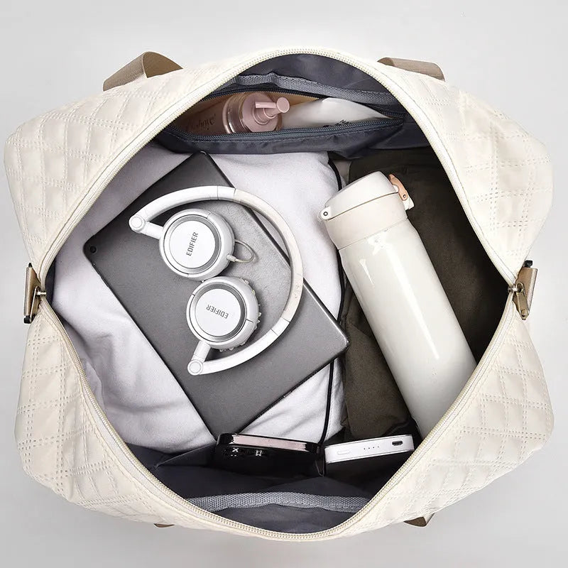 Oxford cloth large capacity buggy travel bag in a choice of colours including black and haze blue.