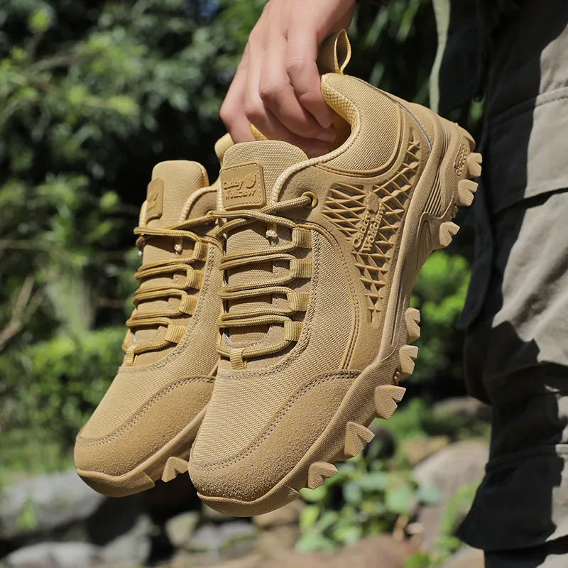 Men's khaki hiking shoes with non-slip platform sole and PU mesh upper, low-top lace-up design for outdoor mountaineering