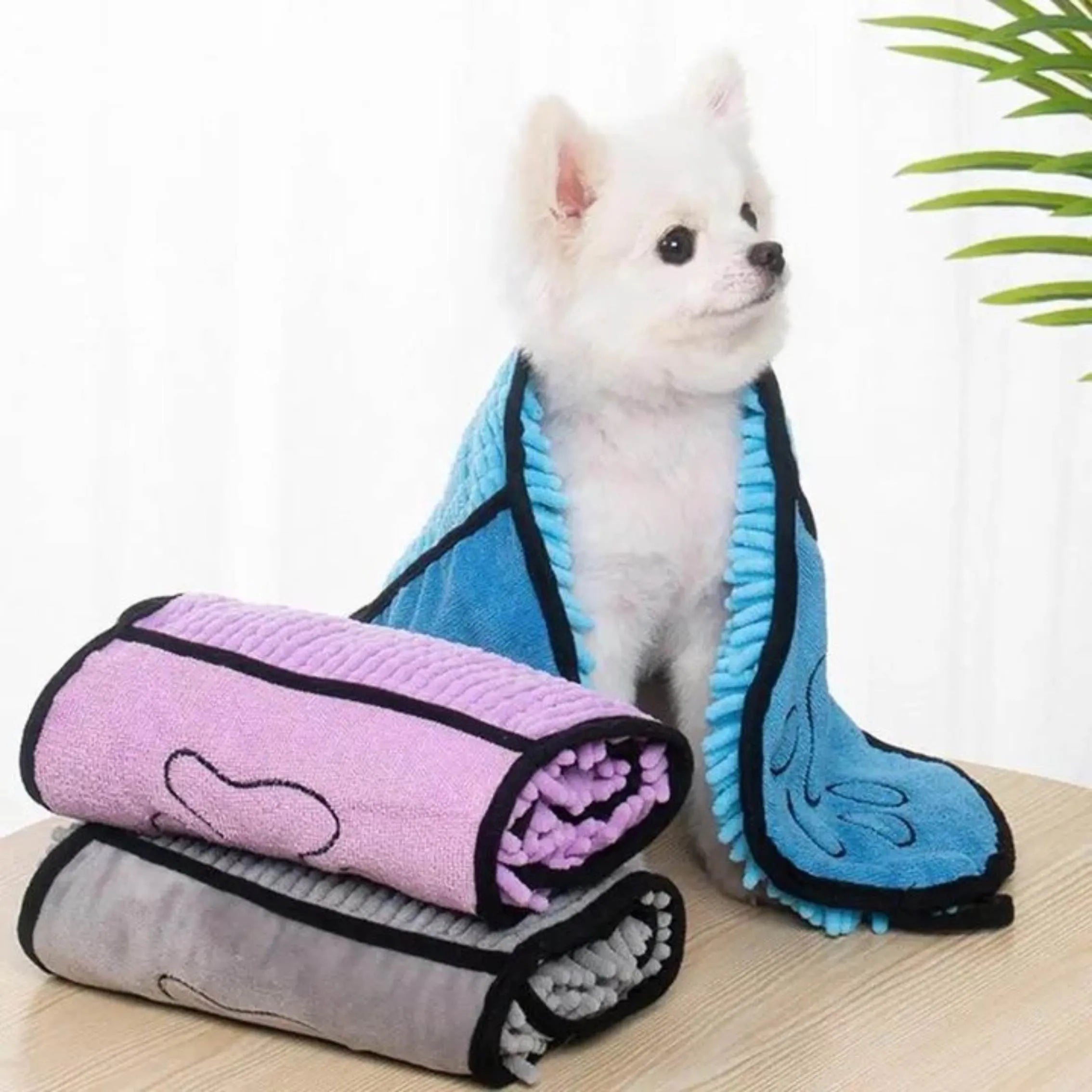 Blue quick-dry microfiber pet bath towel measuring 62 by 23 cm for dog and cat drying