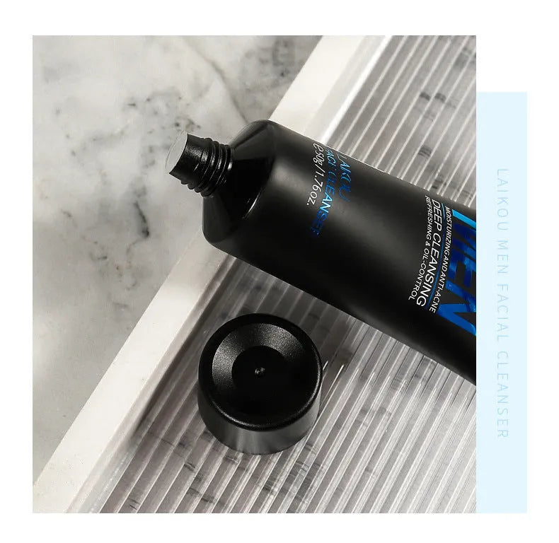 Men's foaming facial scrub cleanser 50g tube with moisturising formula