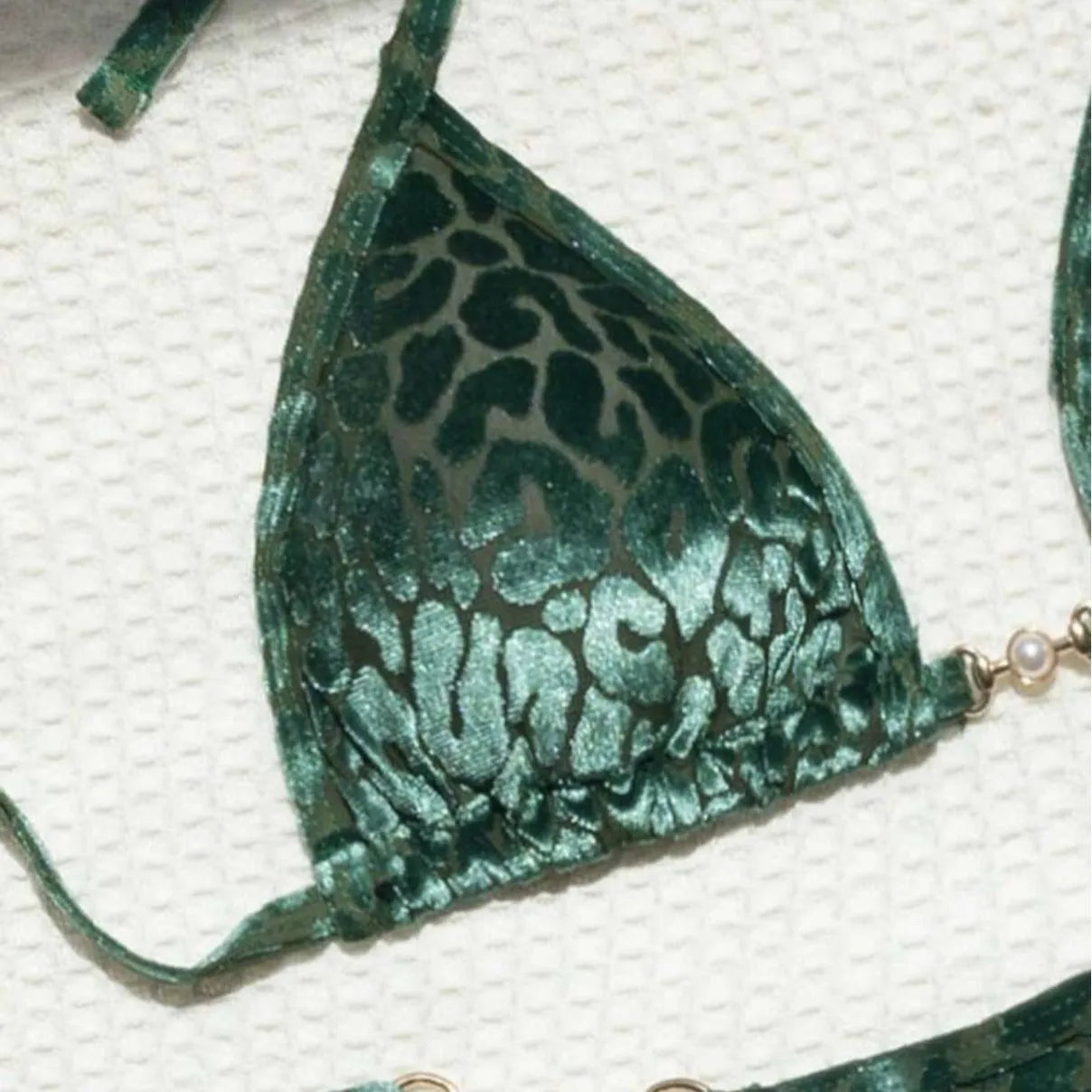 Women's leopard print bikini set with T-shaped design in polyester spandex fabric