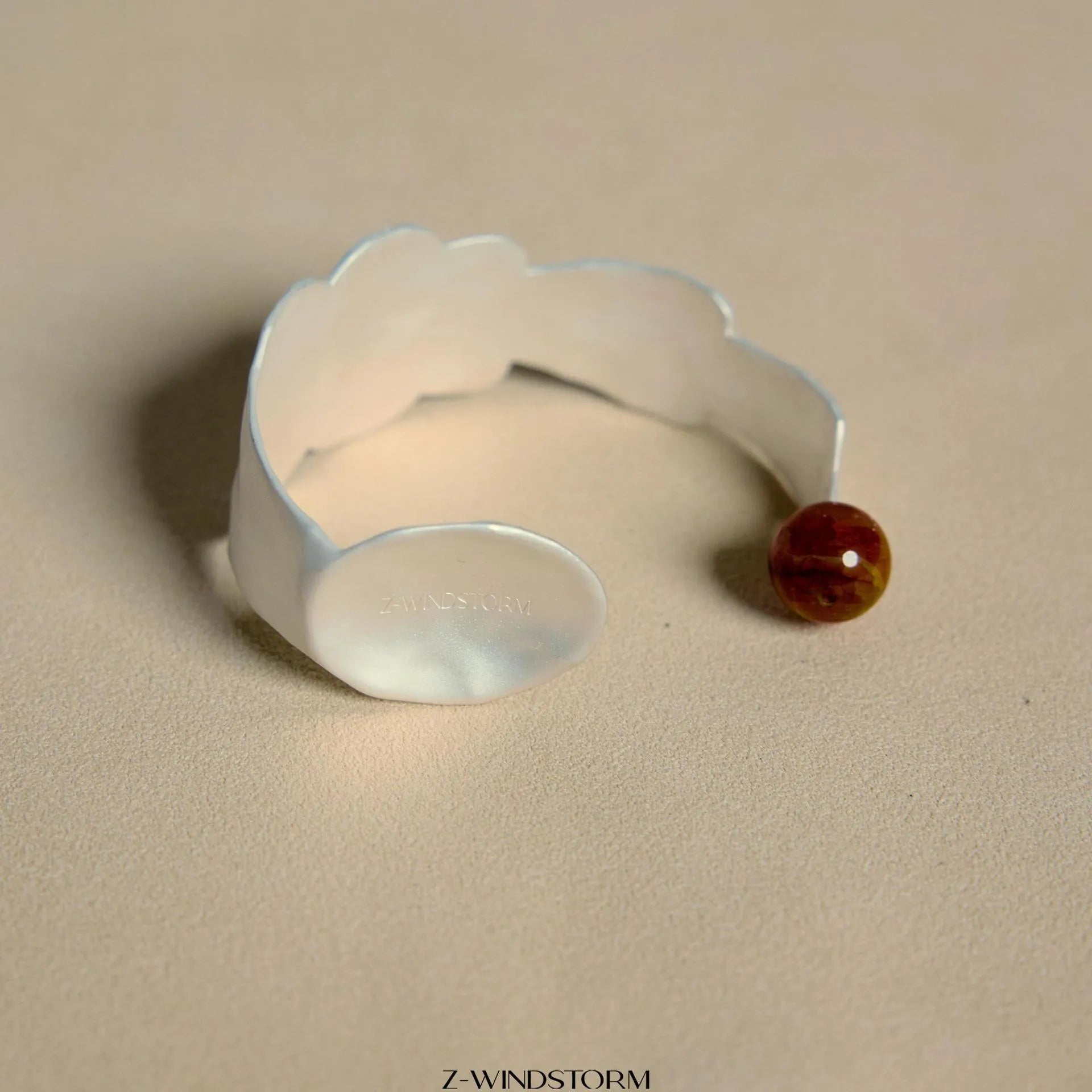 Small round spoon stewed pork ring and bracelet jewellery set with electroplated alloy diamond charms