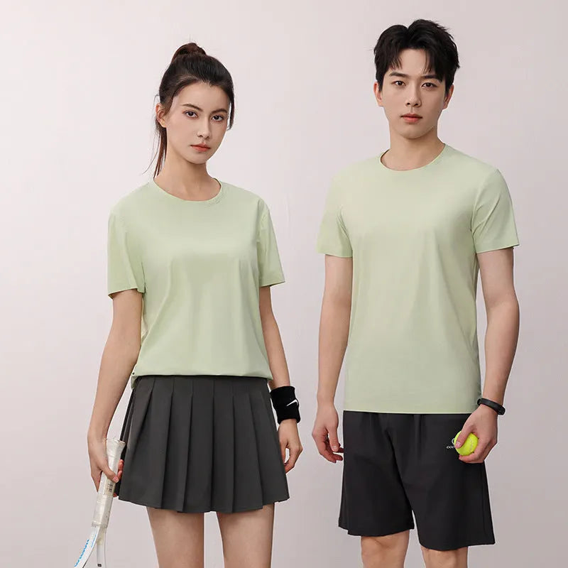 Ice silk quick-drying antibacterial anti-UV solid colour short sleeve T-shirt for teenagers in sky blue