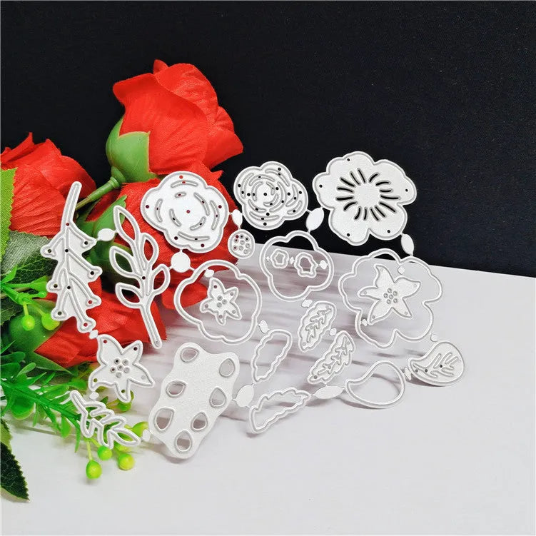 Silver carbon steel flower knife mould for paper cutting measuring 14.3x9.9cm