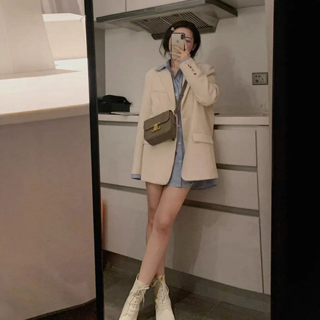 Korean style polyester blazer jacket in solid colour with pockets and long sleeves