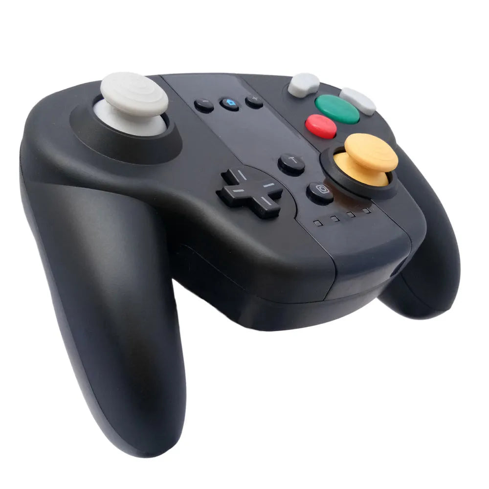 Black wireless gamepad for Nintendo Switch and PC with NFC, gyroscope, and rumble features.