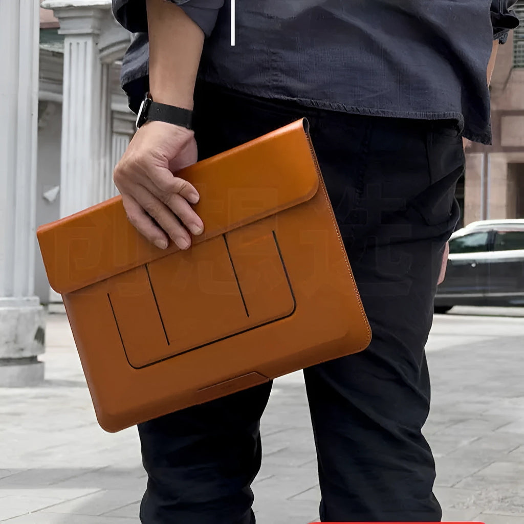 13.3-inch laptop bracket bag with integrated computer holder in black or brown