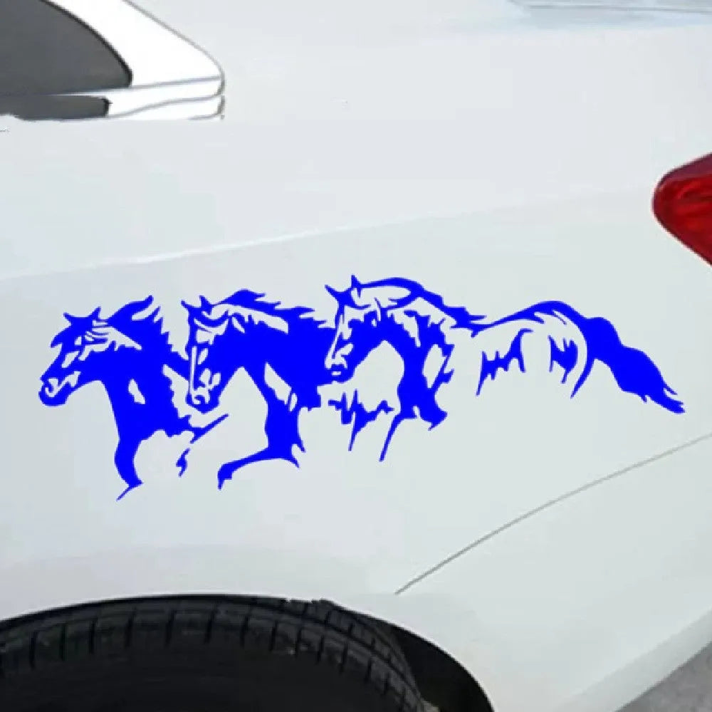 Black, white, red, and blue three-horse steed vinyl car decal sticker measuring 25 by 8 centimetres.