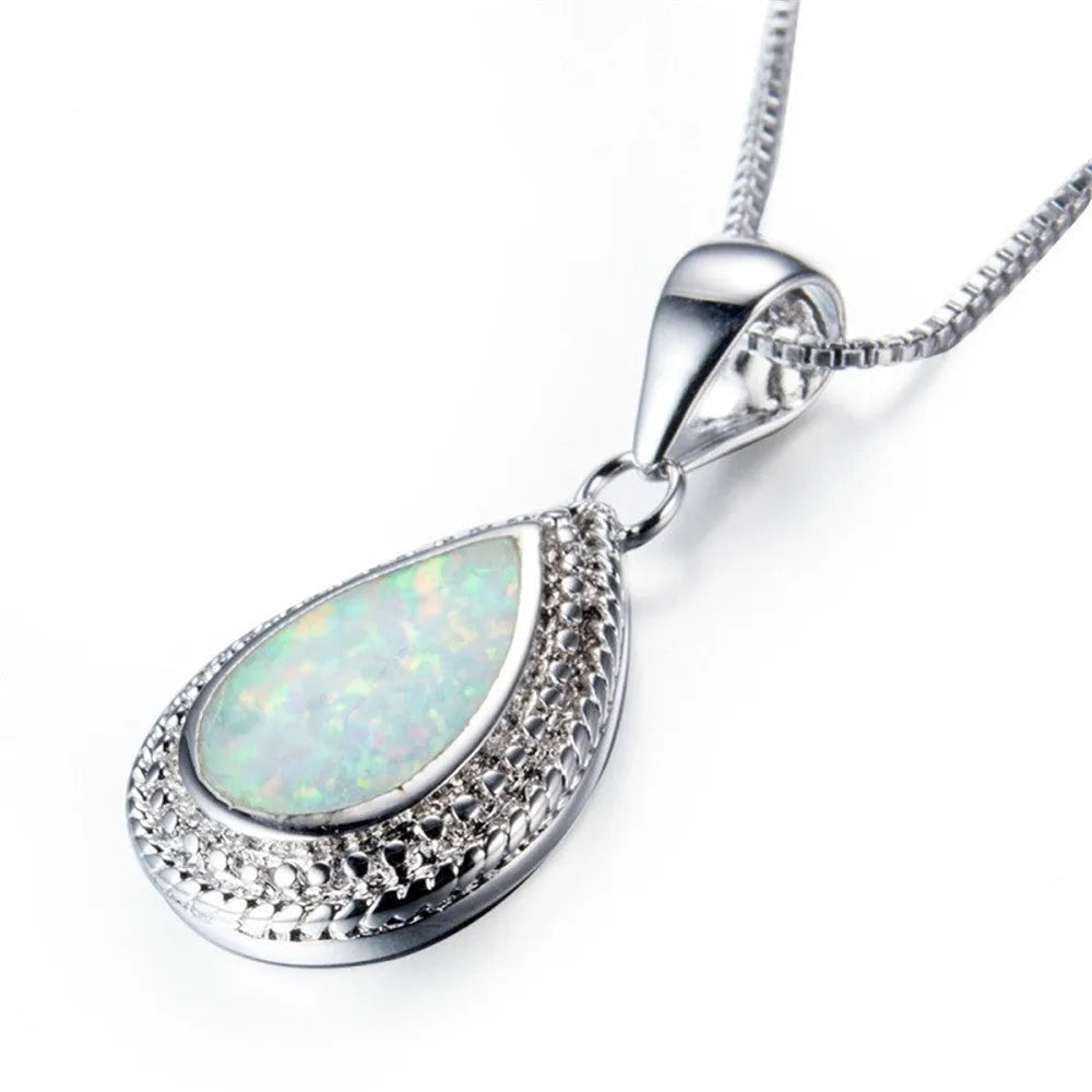 Opal fashion rhinestone zircon clavicle chain necklace in green blue white alloy geometric pendant