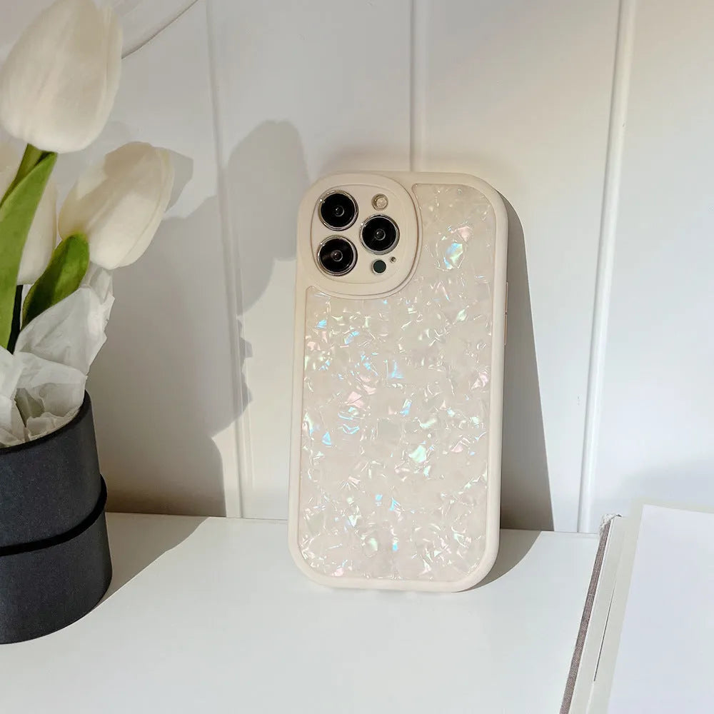 Ins Dream Shell Pattern TPU PC back cover phone case for Apple iPhone 16 series in milky white