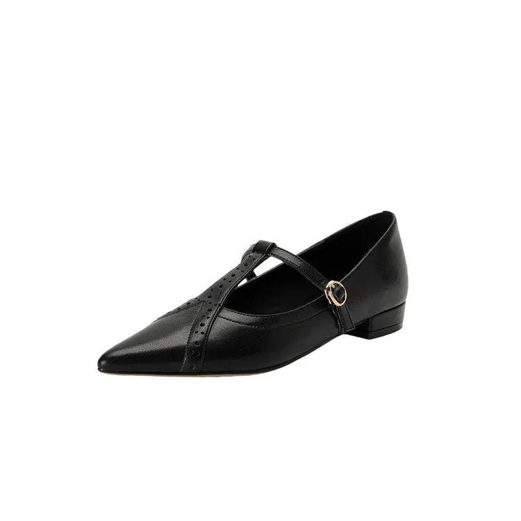 Women's brown pointed toe low-cut flat shoes with a soft sole and cowhide leather uppers.
