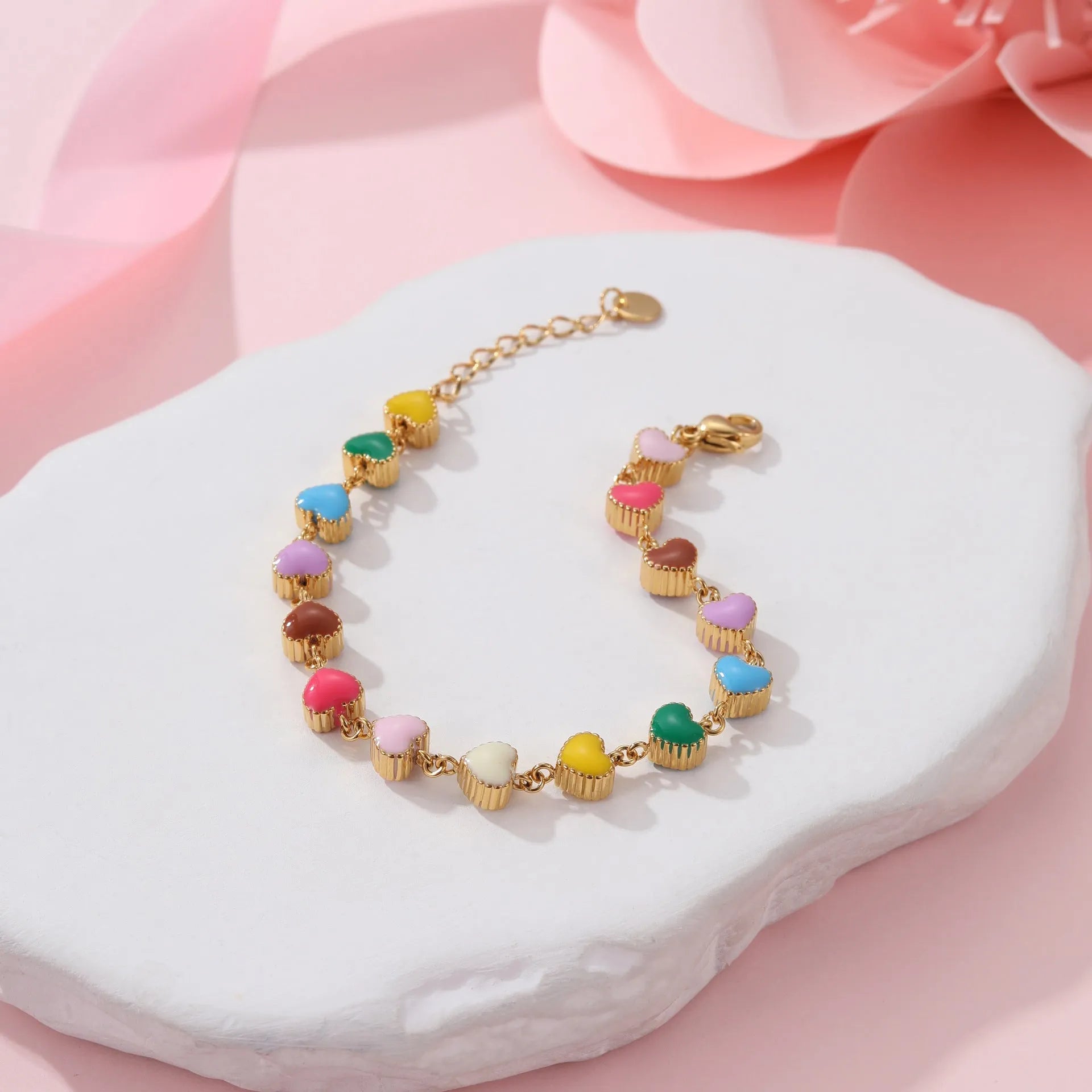 Women's love heart-shaped 18K stainless steel bracelet with gold or steel electroplated finish