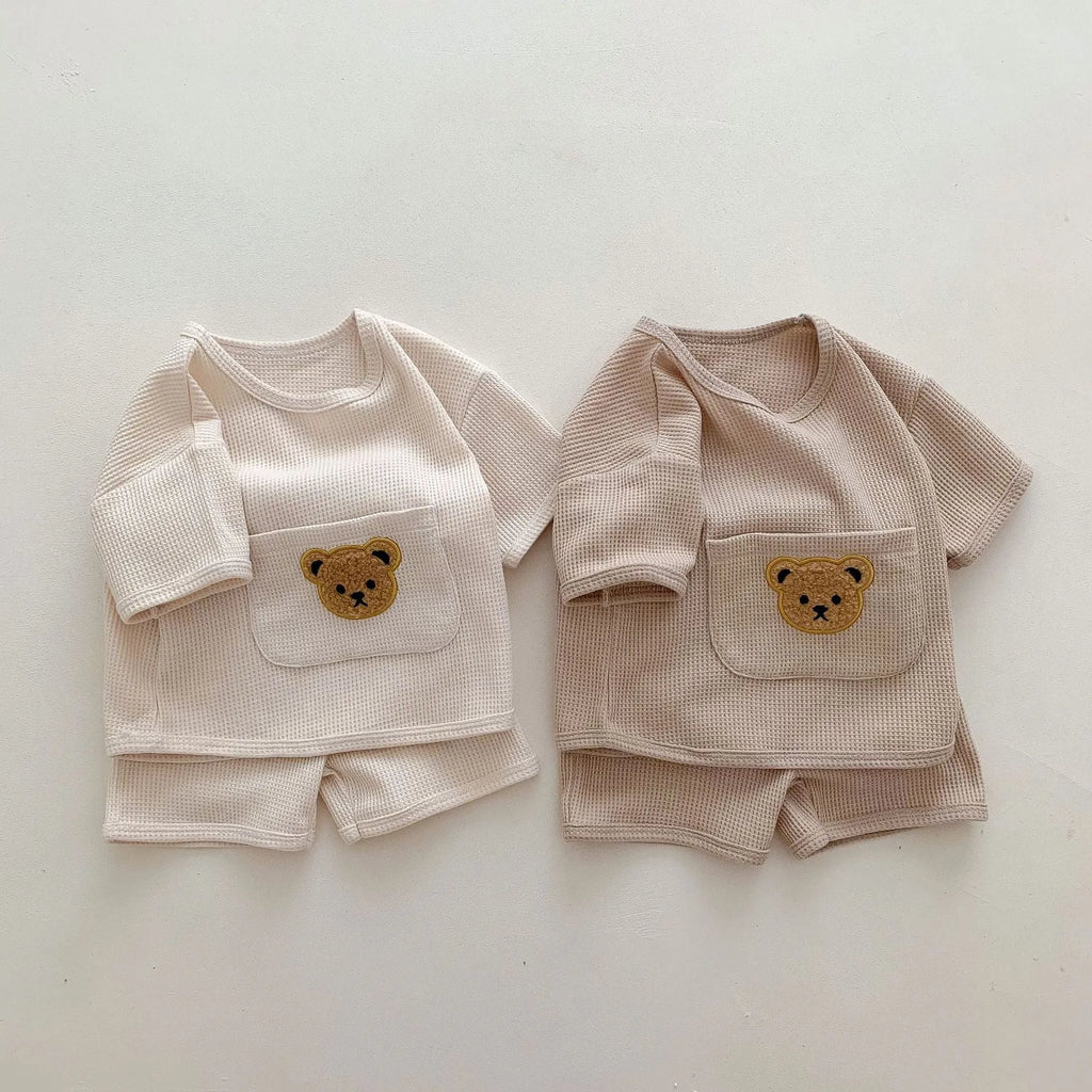 Unisex baby summer two-piece cotton bear top and shorts suit in beige